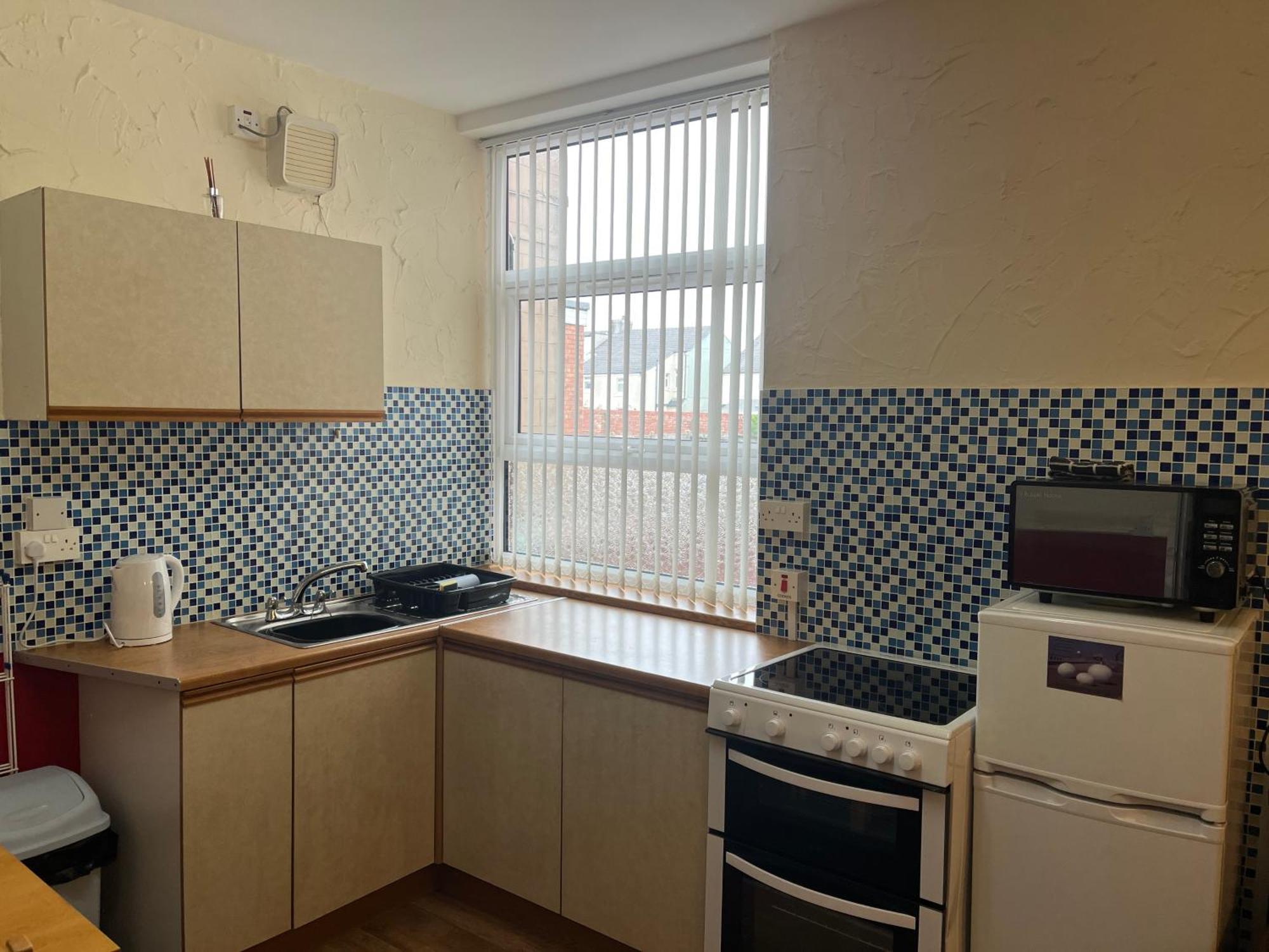 Lindisfarne Holiday Apartments - Families & Couples Only Blackpool Exterior foto