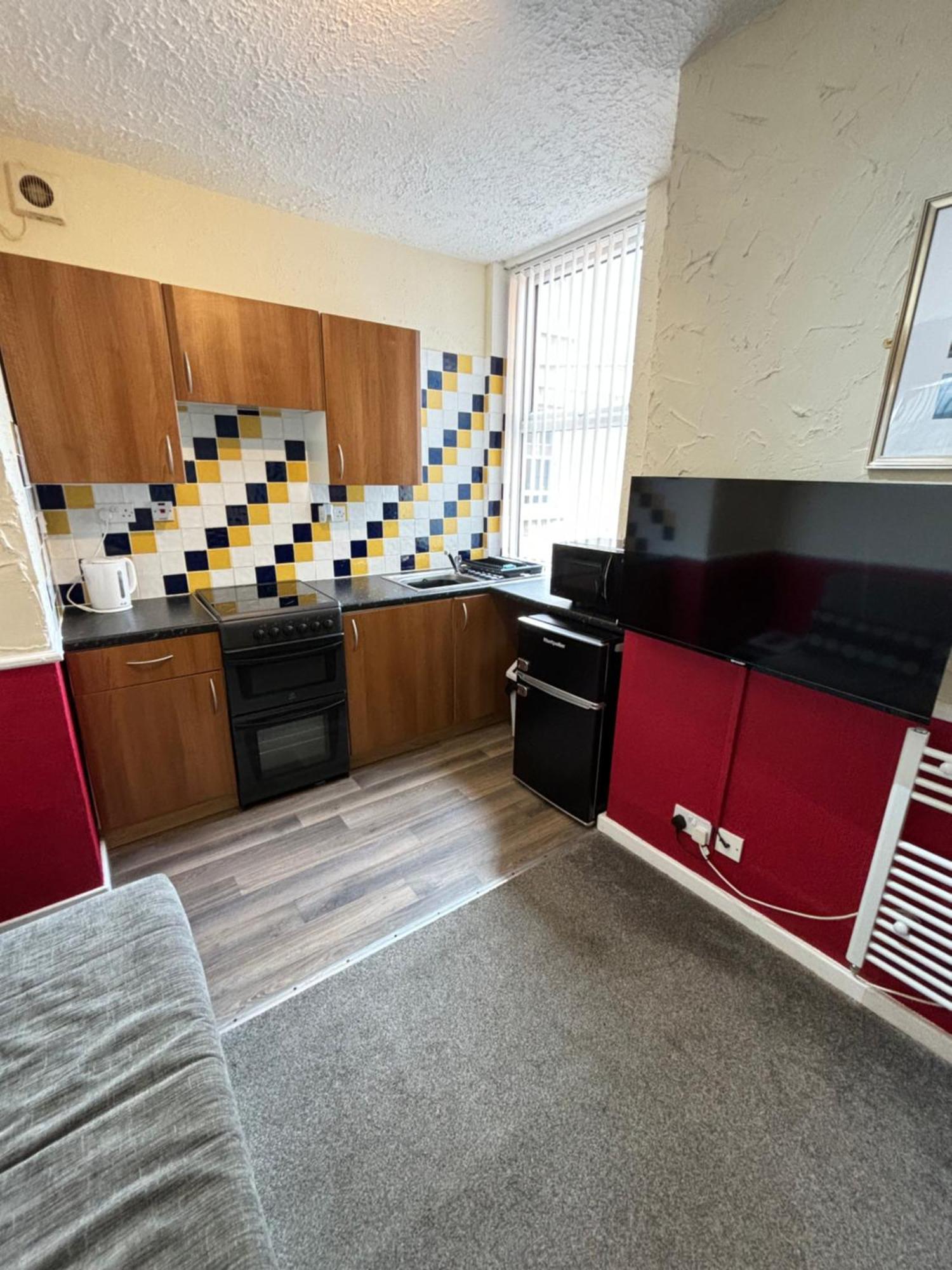 Lindisfarne Holiday Apartments - Families & Couples Only Blackpool Exterior foto