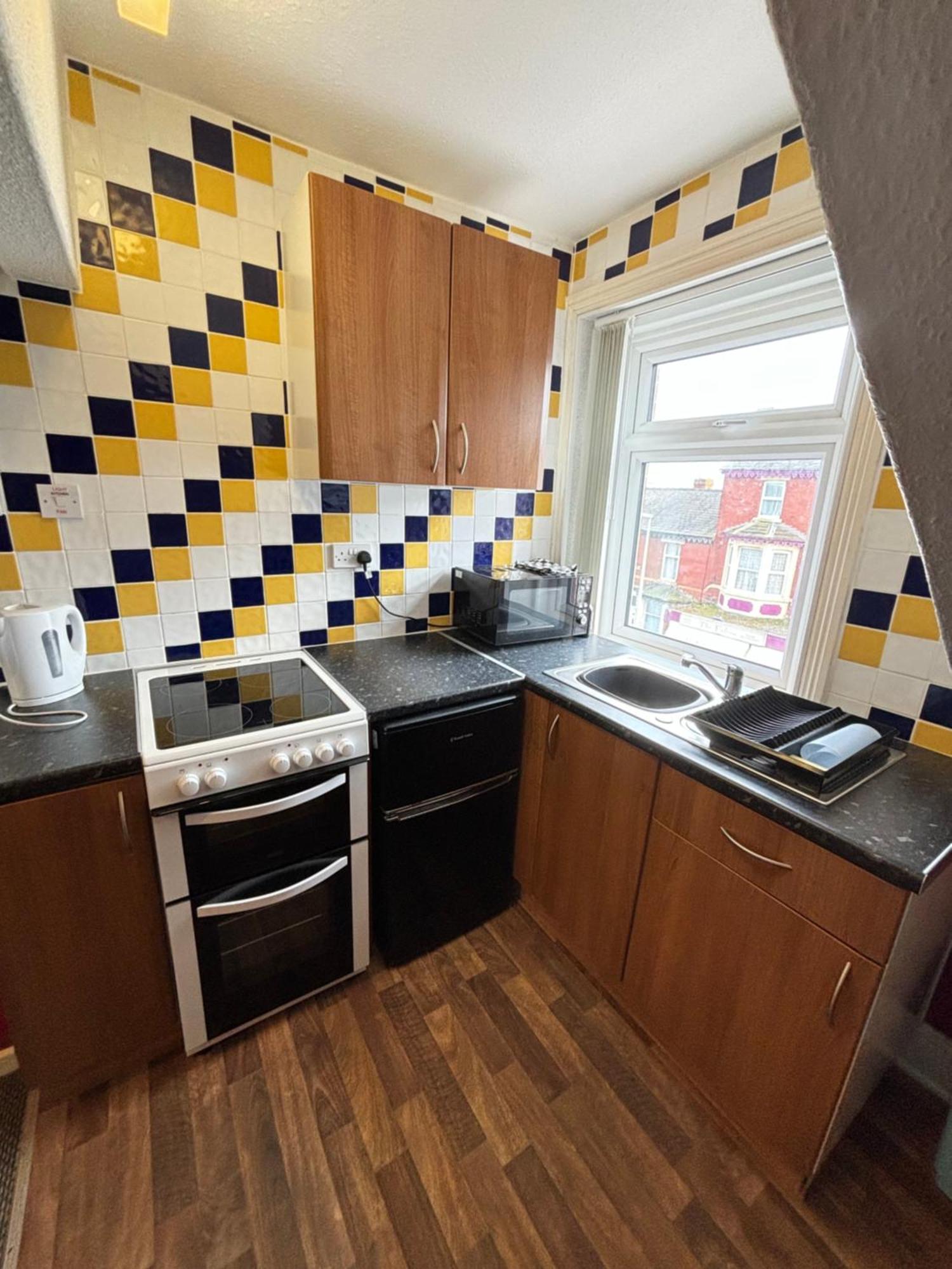 Lindisfarne Holiday Apartments - Families & Couples Only Blackpool Exterior foto