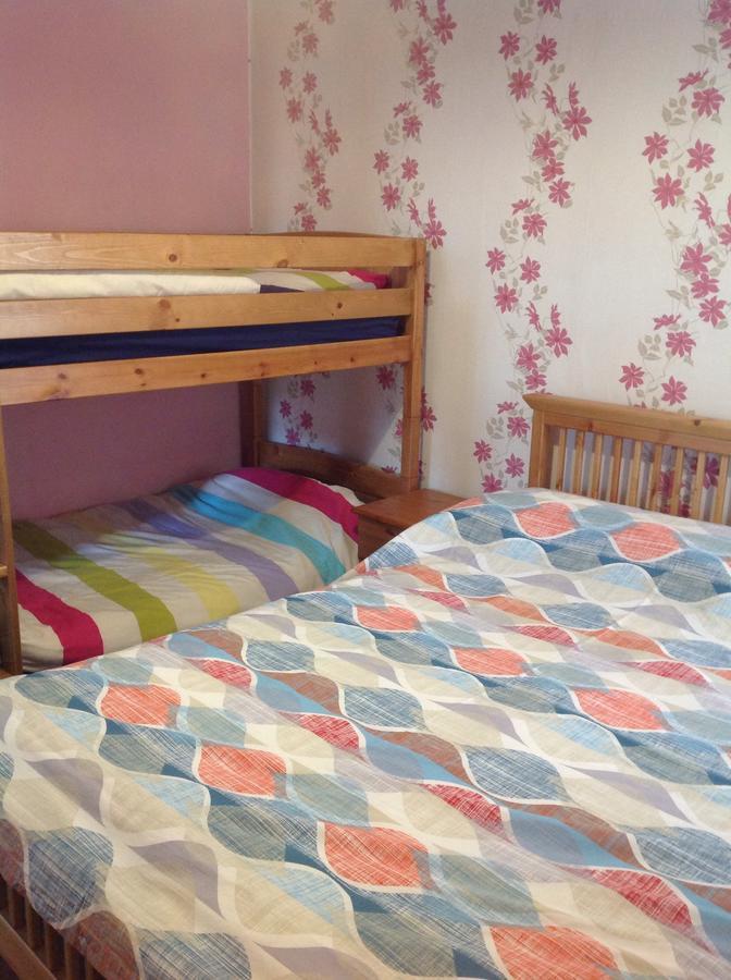 Lindisfarne Holiday Apartments - Families & Couples Only Blackpool Exterior foto