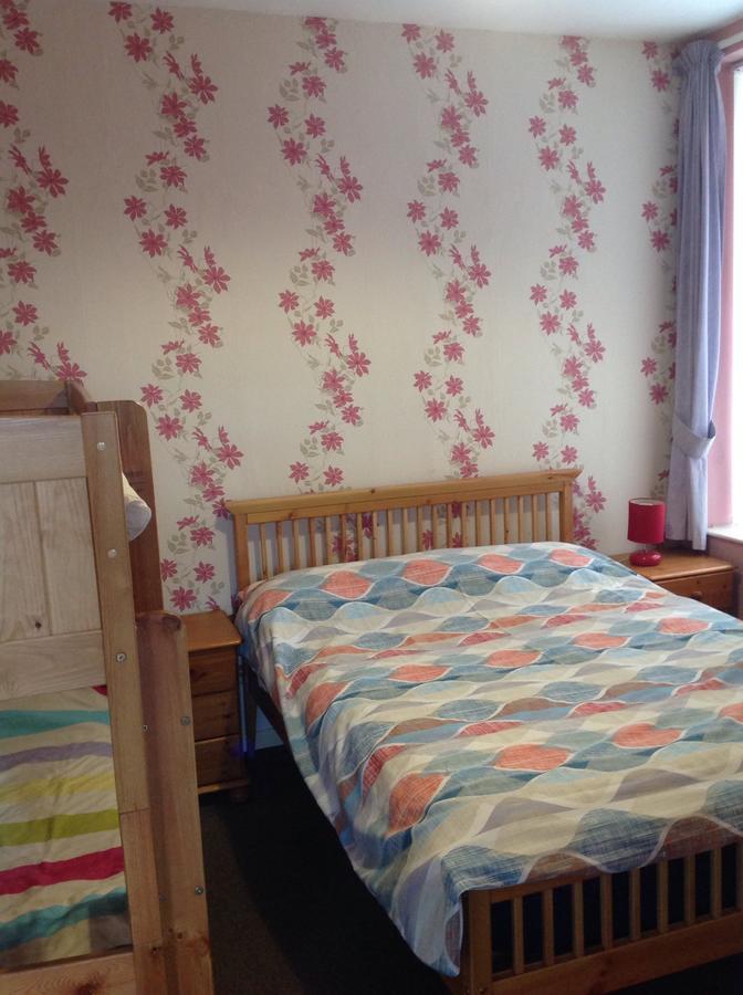 Lindisfarne Holiday Apartments - Families & Couples Only Blackpool Exterior foto